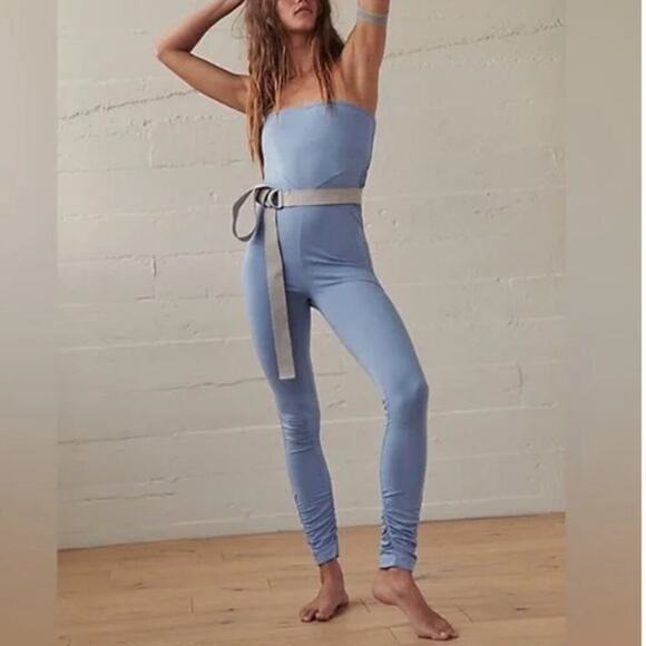 Free People NWOT Hot Shot Strapless Bodysuit Jumpsuit Raindrop Blue Size Large - Picture 1 of 12